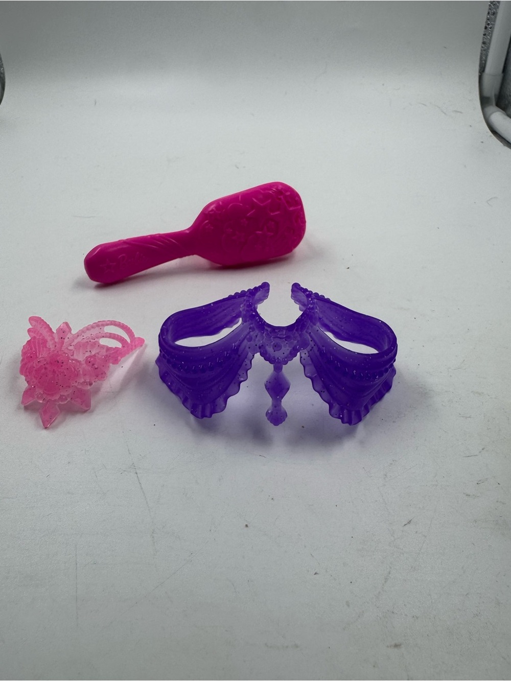 Barbie Mermaid Power 'Malibu' Doll shoulder piece, crown & brush REPLACEMENT